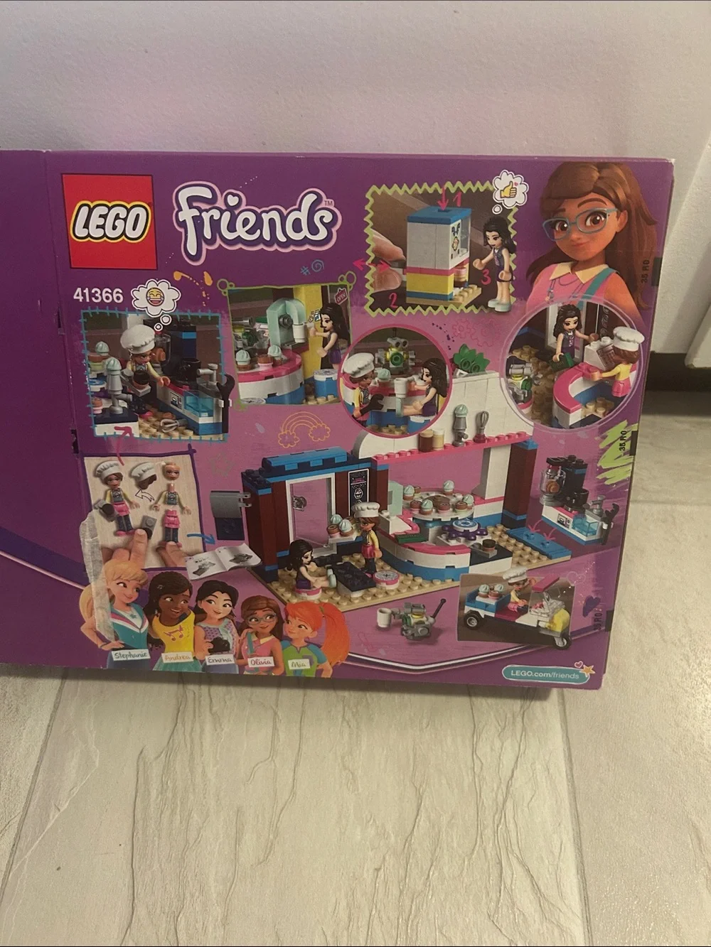 LEGO Friends - Olivia's Cupcake Cafe - complete